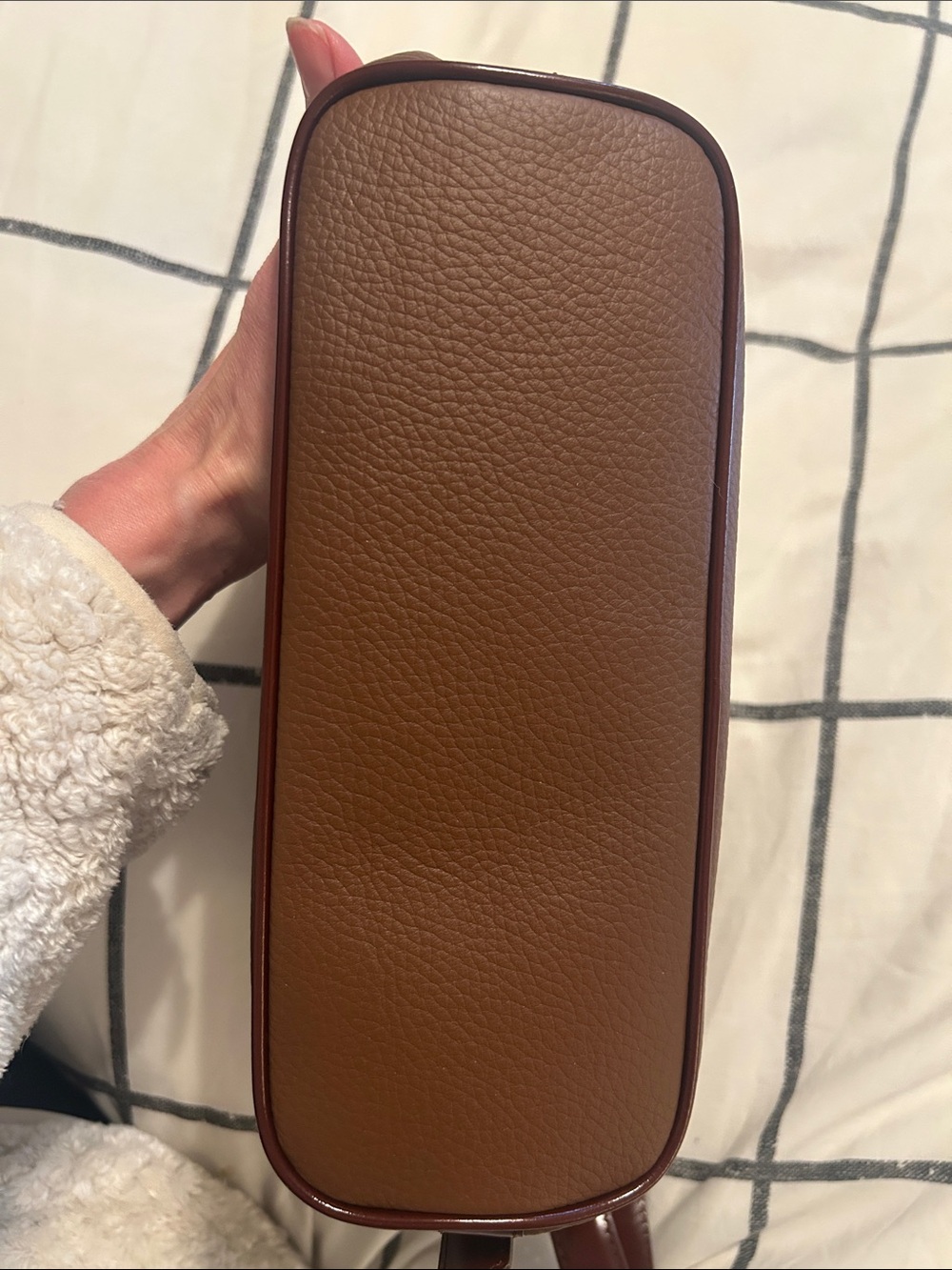 A.P.C. Brown Pebbled Leather with dark burgundy accents Shoulder bag - Picture 7 of 9